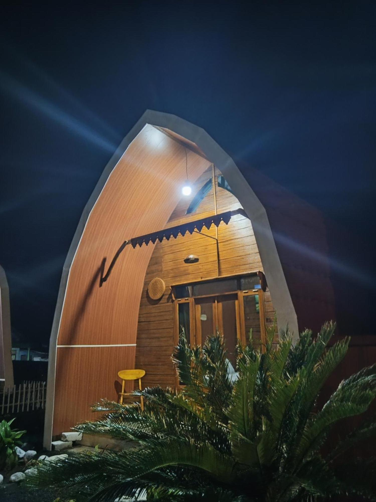 Indah Damai Cottages Sidomukti Екстер'єр фото